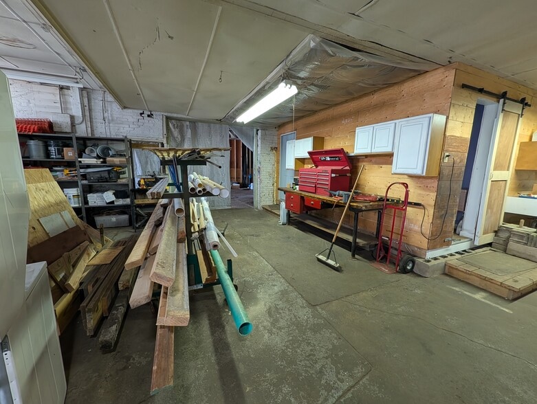 More Photos Of 67 Brenner Ave, Dayton Warehouse For Sale