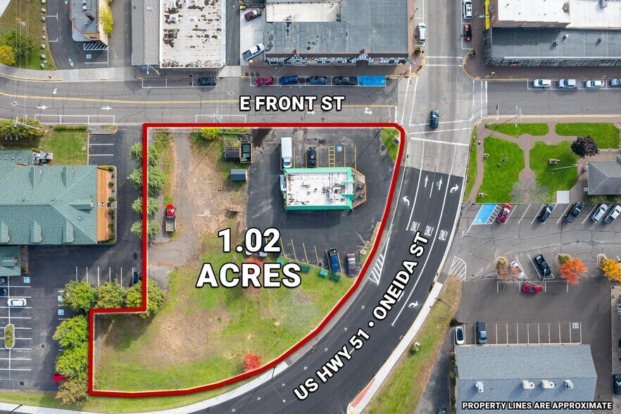 More Photos Of 300 Front St E, Minocqua General Retail For Sale