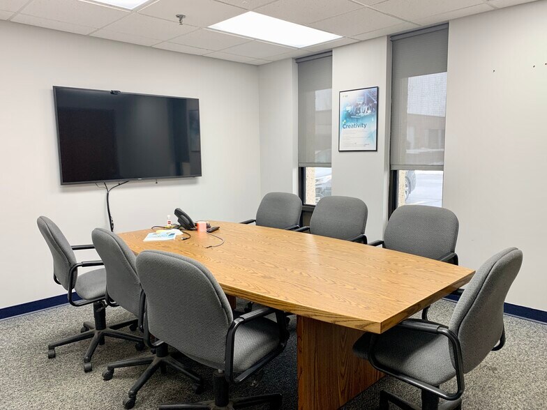 More Photos Of 6125 Lendell Rd, Sanborn Manufacturing For Lease