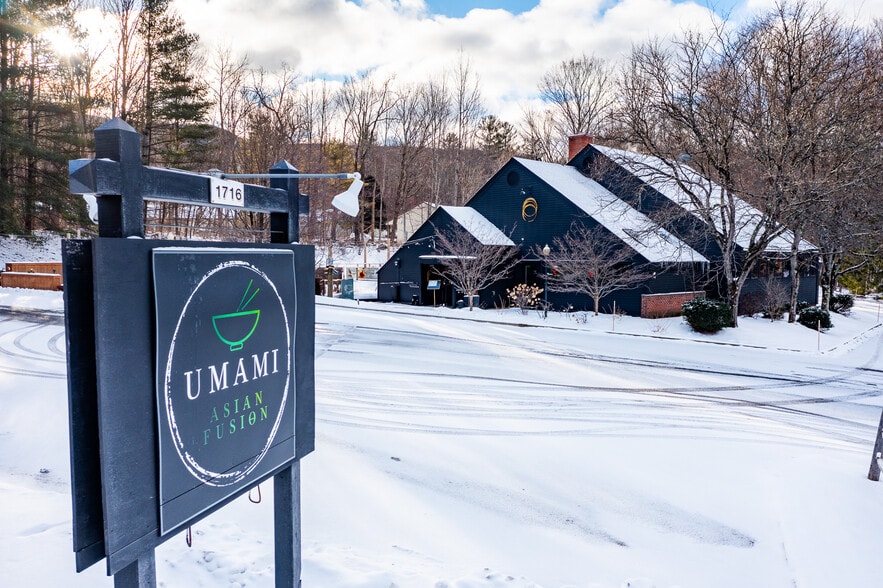 More Photos Of 1716 Depot St, Manchester Center Restaurant For Sale