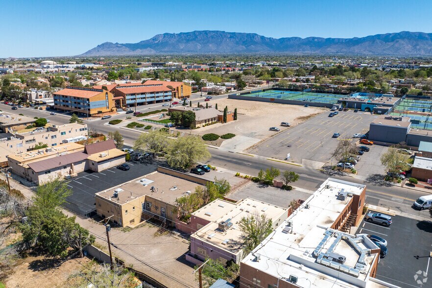 More Photos Of 1709 Girard Blvd NE, Albuquerque Medical For Lease