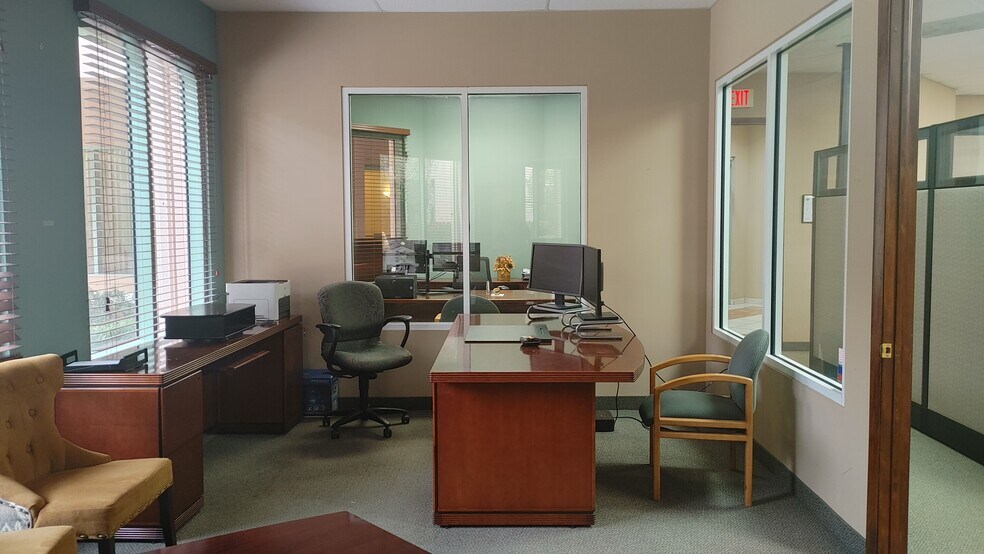 More Photos Of 1545 N Park Dr, Weston Office For Sale