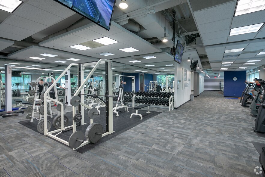 More Photos Of 11675 Great Oaks Way, Alpharetta Office For Lease