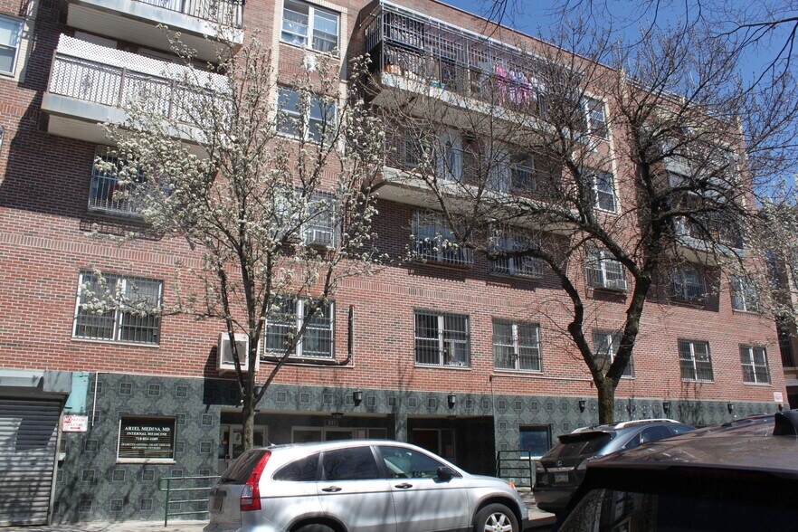 More Photos Of 531 52nd St, Brooklyn Apartments For Sale