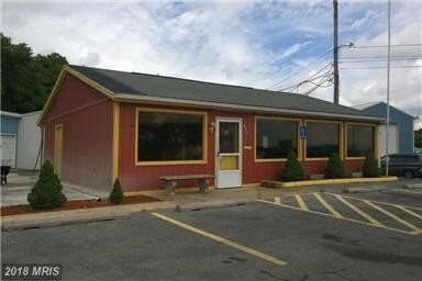 More Photos Of 865 Lincoln Way W, Chambersburg Auto Repair For Sale