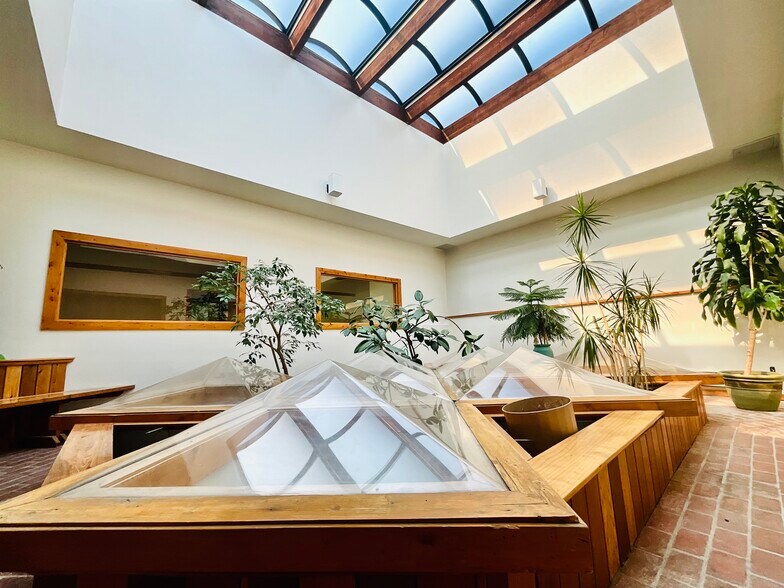 More Photos Of 546 Main St, Grand Junction Office For Lease