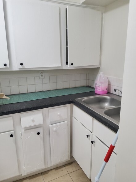 More Photos Of 2295 Candlewyck Cir, Memphis Apartments For Sale