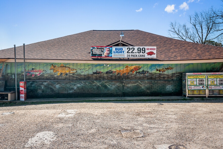 More Photos Of 10842 Highway 5 S, Mountain Home Convenience Store For Sale