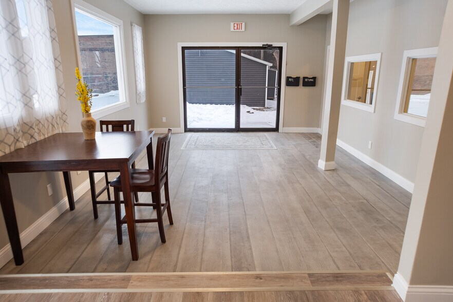 More Photos Of 1200 Main St, Lafayette Storefront Retail Office For Lease