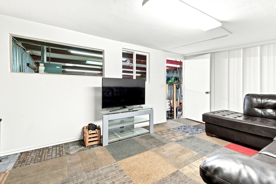 More Photos Of 357 S 640 W, Pleasant Grove Warehouse For Sale