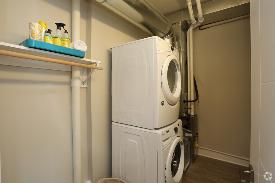 More Photos Of 4175 N Oakland Ave, Shorewood Multifamily For Sale