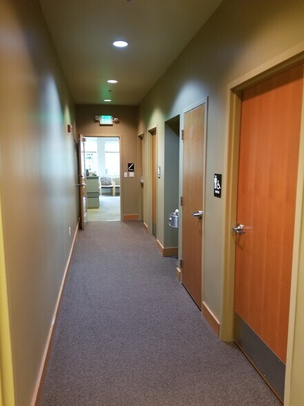 More Photos Of , Poulsbo Office For Sale