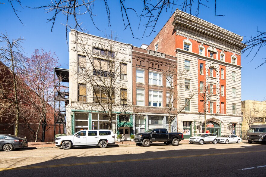 More Photos Of 107 S Front St, Memphis Office For Sale