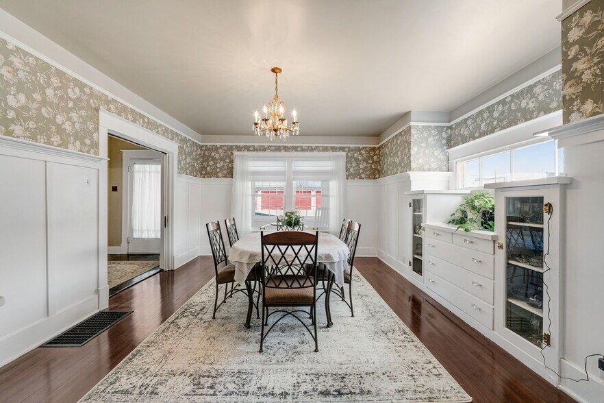 More Photos Of 224 5th St, Hugo Multifamily For Sale