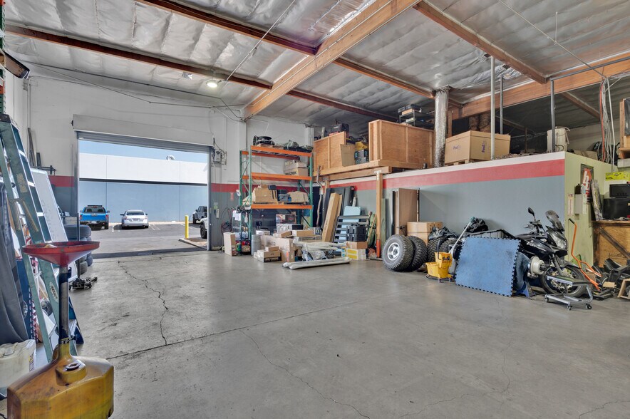 More Photos Of 23231 Vista Grande Dr, Laguna Hills Warehouse For Sale