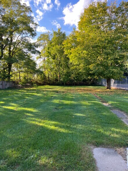 More Photos Of 4715 Lincolnway East, Mishawaka Office For Sale