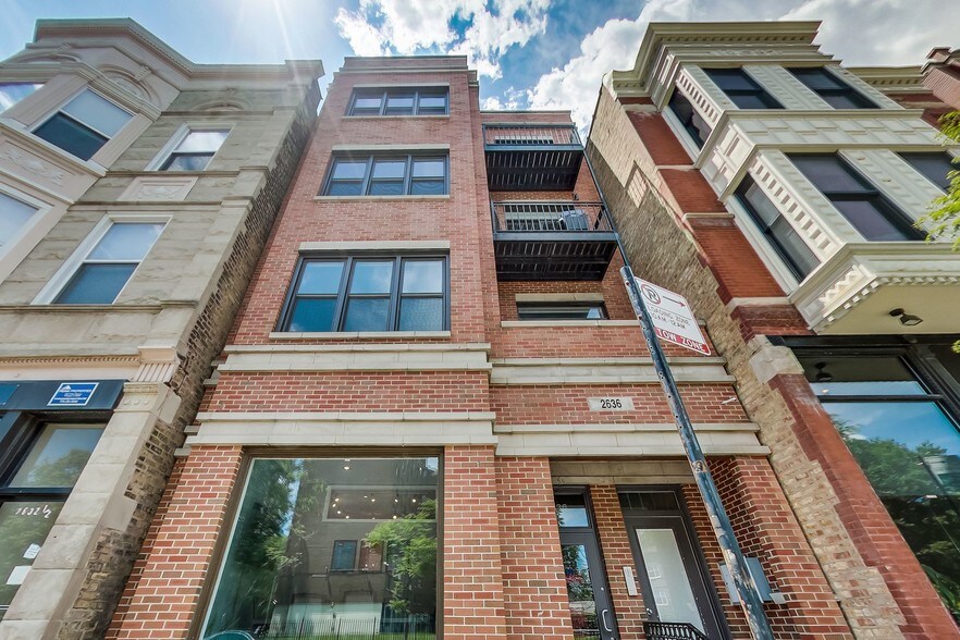 More Photos Of 2636 N Lincoln Ave, Chicago Apartments For Lease
