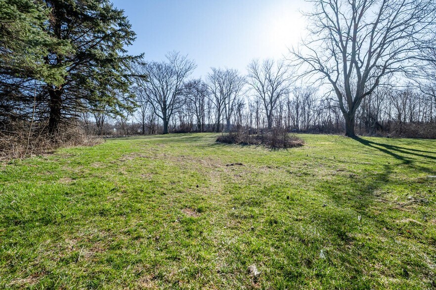 More Photos Of 641 S Crystal Ave, Benton Harbor Winery Vineyard For Sale