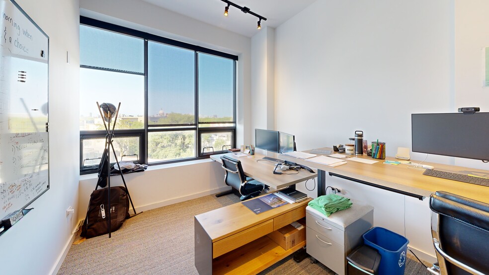 More Photos Of 1643 N Milwaukee Ave, Chicago Office For Lease