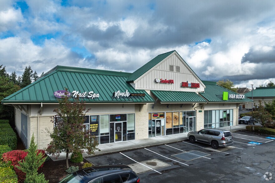 More Photos Of 3904 NE 4th St, Renton Storefront For Sale