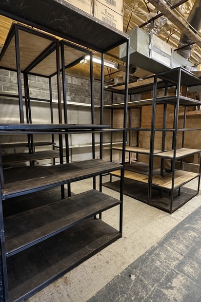 More Photos Of 8182 E Brainerd Rd, Chattanooga General Retail For Lease