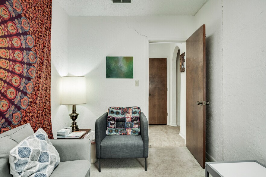 More Photos Of 2410 9th St, Wichita Falls Medical For Sale