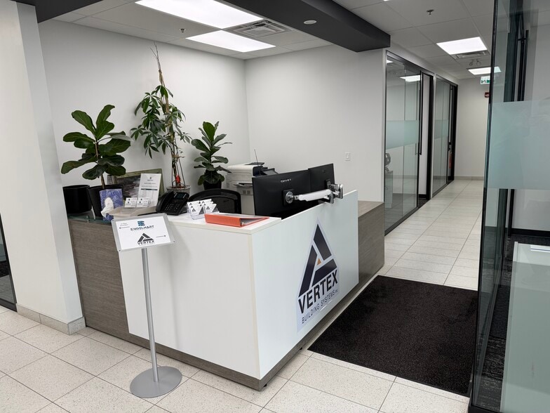More Photos Of 10645 74th St SE, Calgary Flex For Lease
