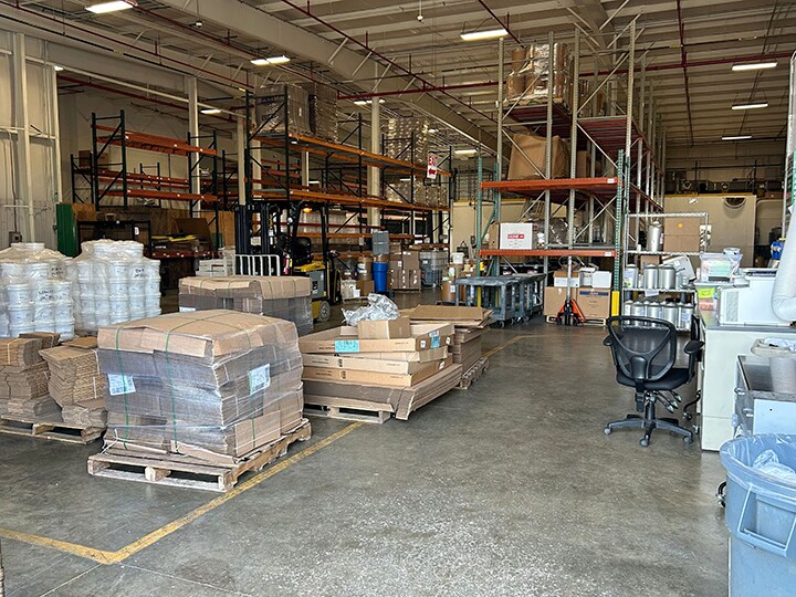 More Photos Of 6351 Inducon Dr E, Sanborn Warehouse For Lease