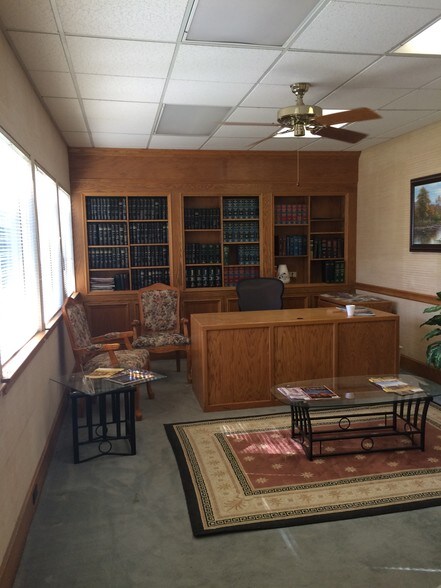 More Photos Of 11107 Wurzbach Rd, San Antonio Office For Lease