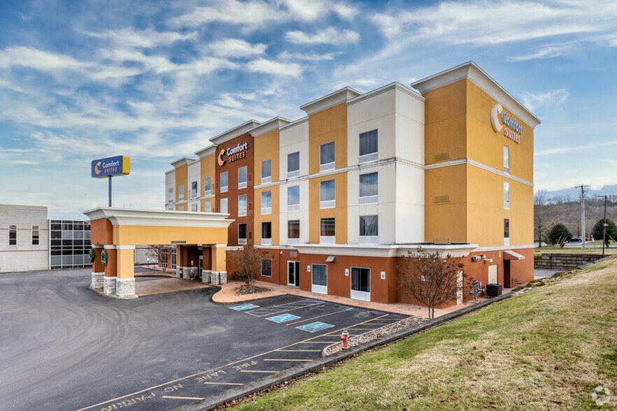 More Photos Of 7230 Region Ln, Knoxville Hotel For Sale