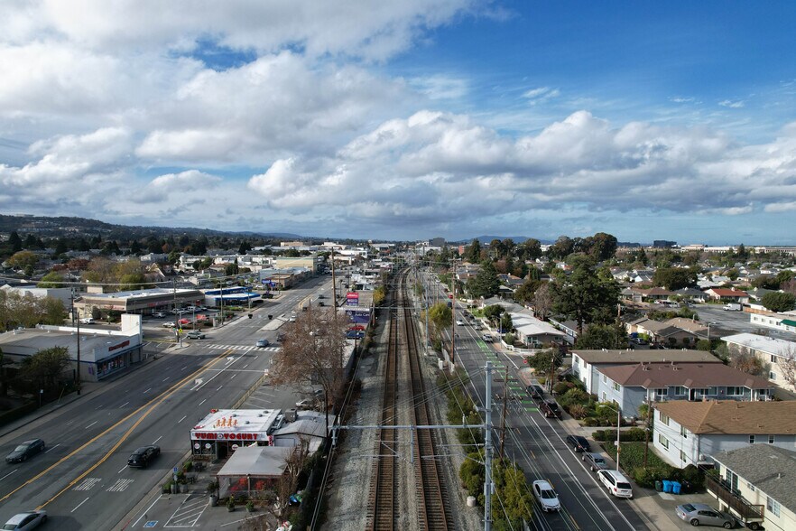 More Photos Of 19 E 41st Pl, San Mateo Apartments For Sale