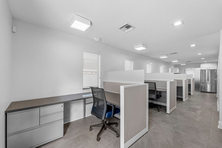 More Photos Of 320 Davie Blvd, Fort Lauderdale Office For Sale