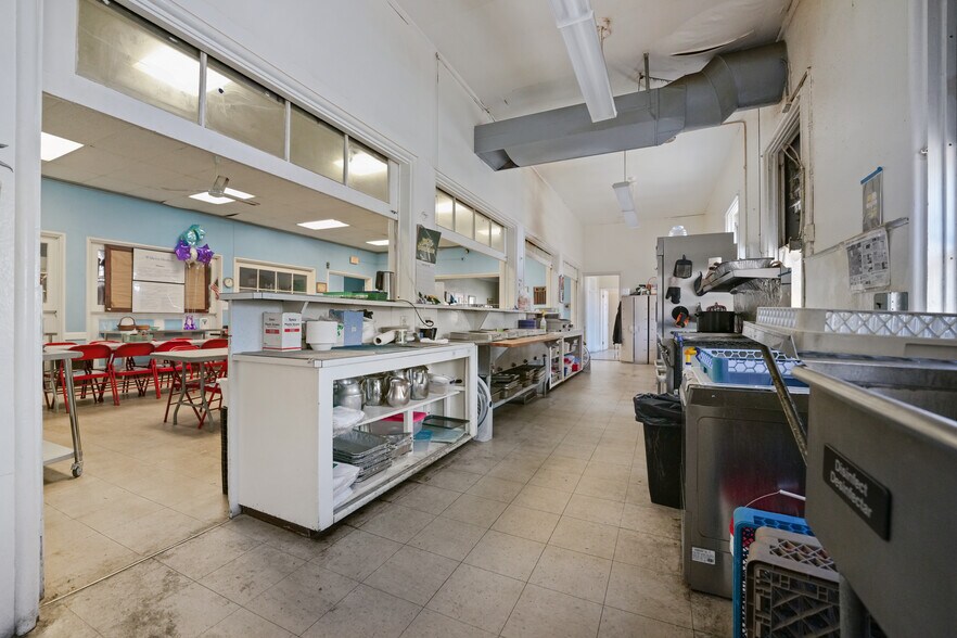 More Photos Of 636 Purchase st, New Bedford Specialty For Sale