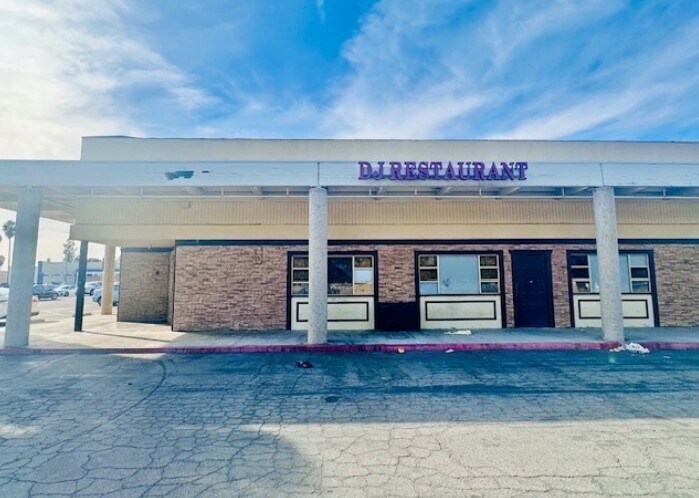 More Photos Of 501-573 N San Jacinto St, Hemet Unknown For Lease