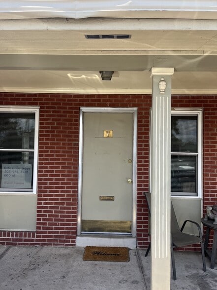 More Photos Of 1510 Glen Ayr Dr, Lakewood Office For Lease