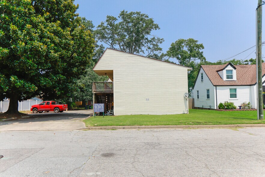 More Photos Of 3514-3528 South St, Portsmouth Apartments For Sale