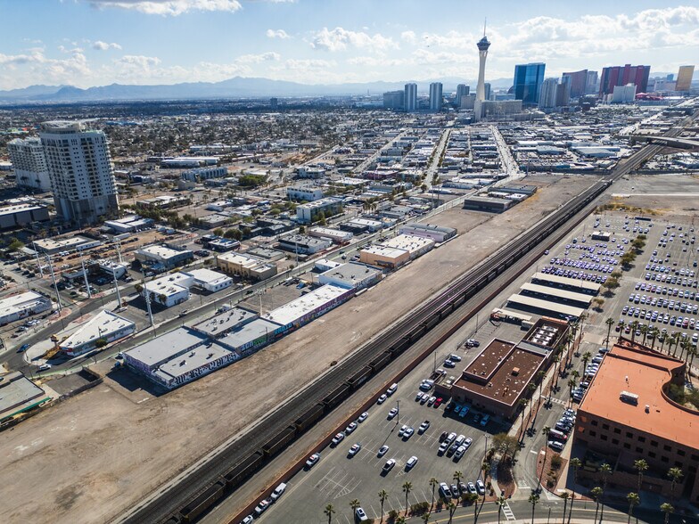 More Photos Of 840 Commerce St, Las Vegas Land For Sale