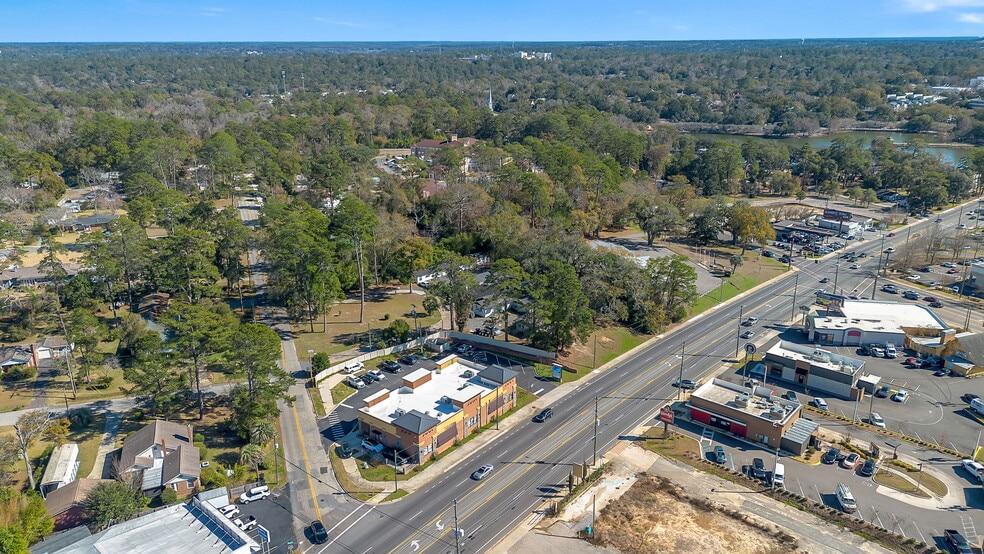 More Photos Of 1875 N Monroe St, Tallahassee Freestanding For Sale