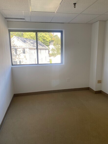 More Photos Of 4-6 Mechanic St, Natick Office For Lease