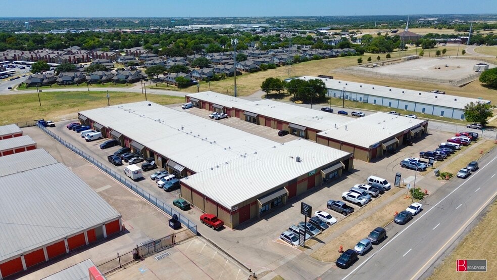 More Photos Of 8851 West Fwy, Fort Worth Unknown For Lease