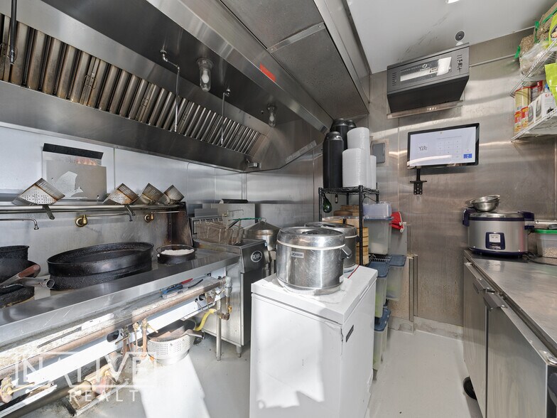 More Photos Of 849 Seabreeze Blvd, Fort Lauderdale Restaurant For Lease