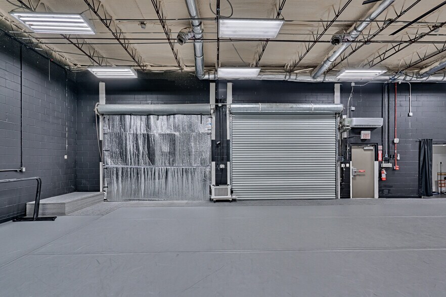 More Photos Of 1724 NE 2nd St, Gainesville Light Manufacturing For Sale