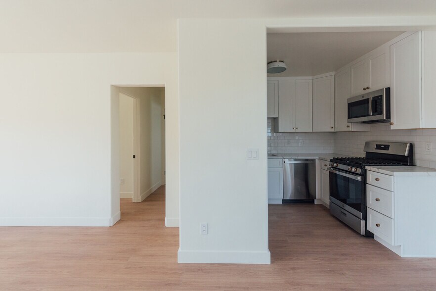 More Photos Of 4074-4080 30th St, San Diego Apartments For Sale