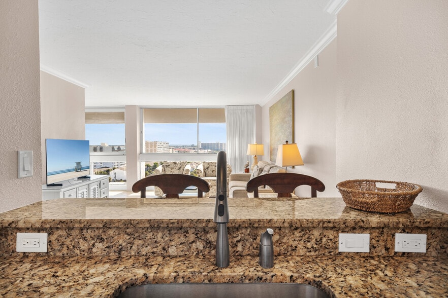 More Photos Of 5966 Midnight Pass Rd, Sarasota Hotel For Sale