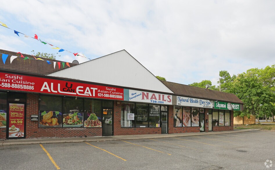 More Photos Of 840-850 Portion Rd, Ronkonkoma Unknown For Lease
