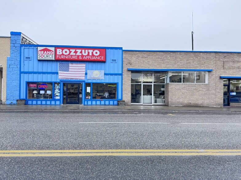 More Photos Of 213 S Rail St W, Shoshone Storefront For Sale