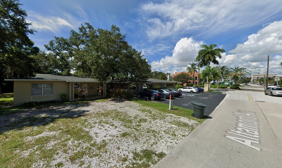 More Photos Of 2216/2220 Altamont Ave, Fort Myers Loft Creative Space For Sale
