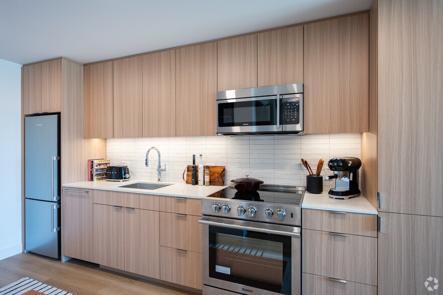 More Photos Of 420 Mendocino Ave, Santa Rosa Apartments For Lease