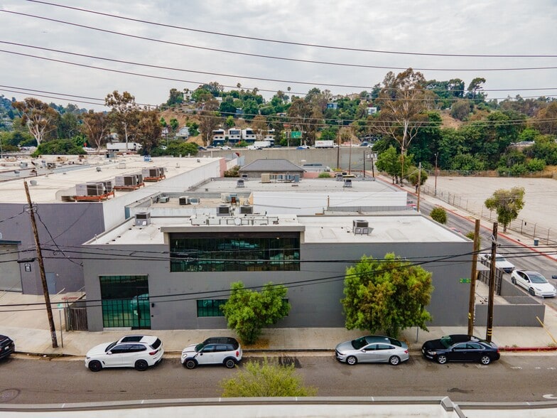 More Photos Of 2352 Ripple St, Los Angeles Office For Sale