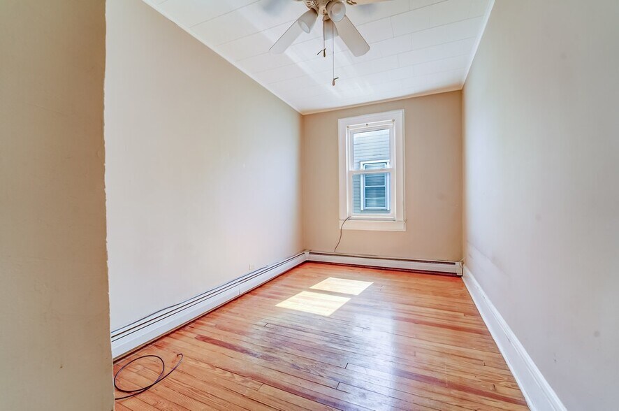 More Photos Of 102 Exton Ave, North Arlington Apartments For Sale